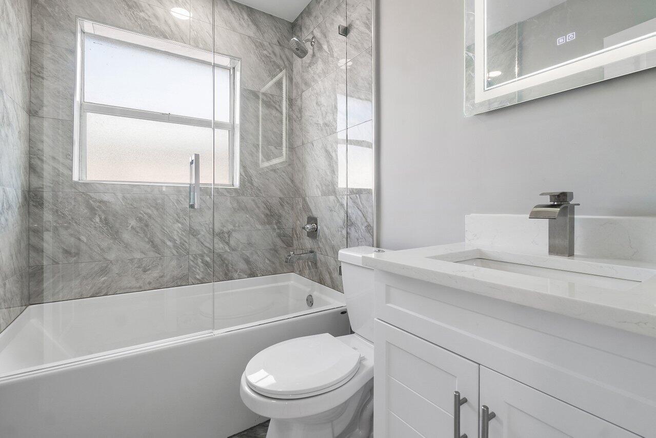 FAIR WAY PARK - Residential Income