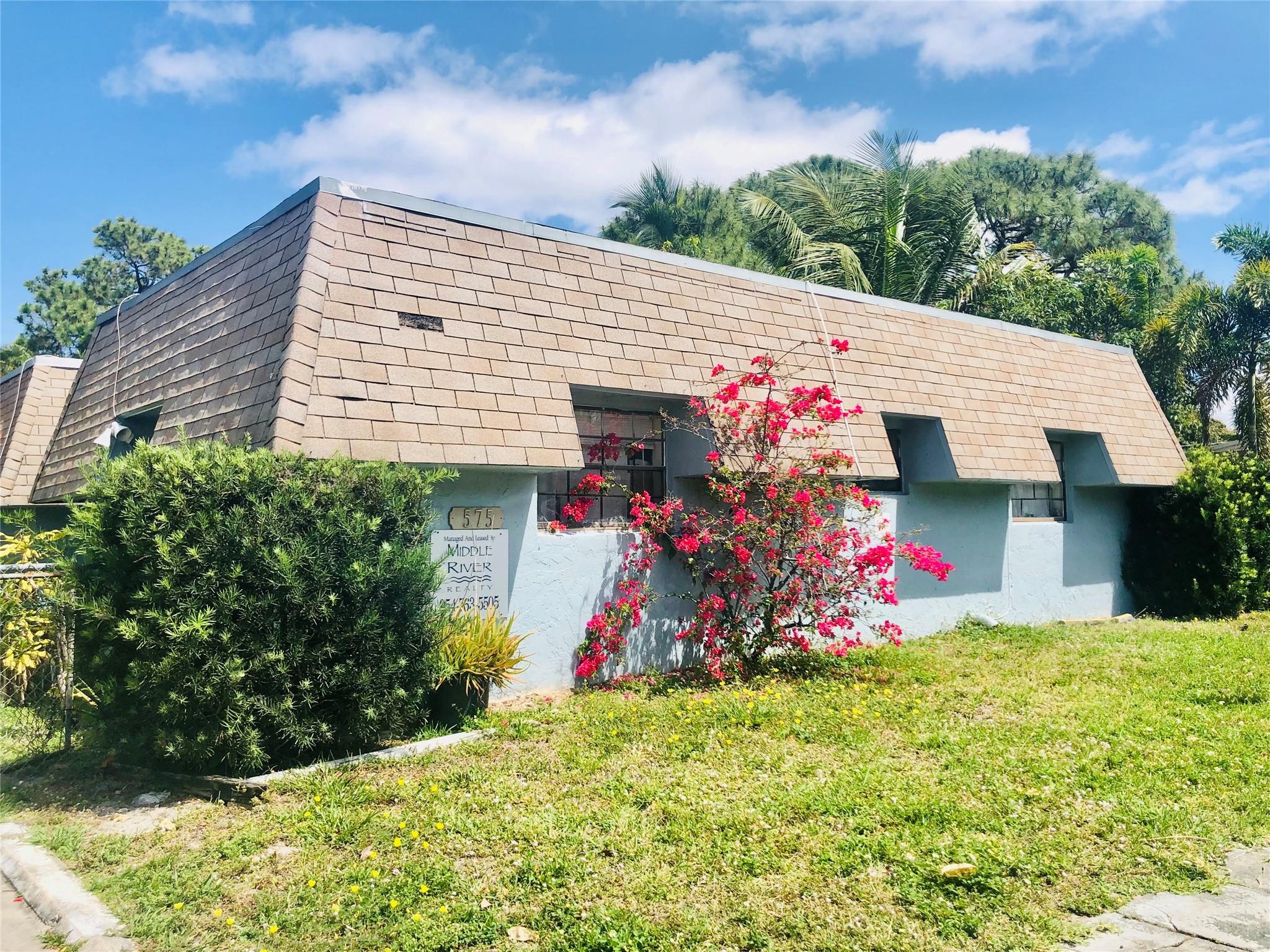 575 NW 41st St