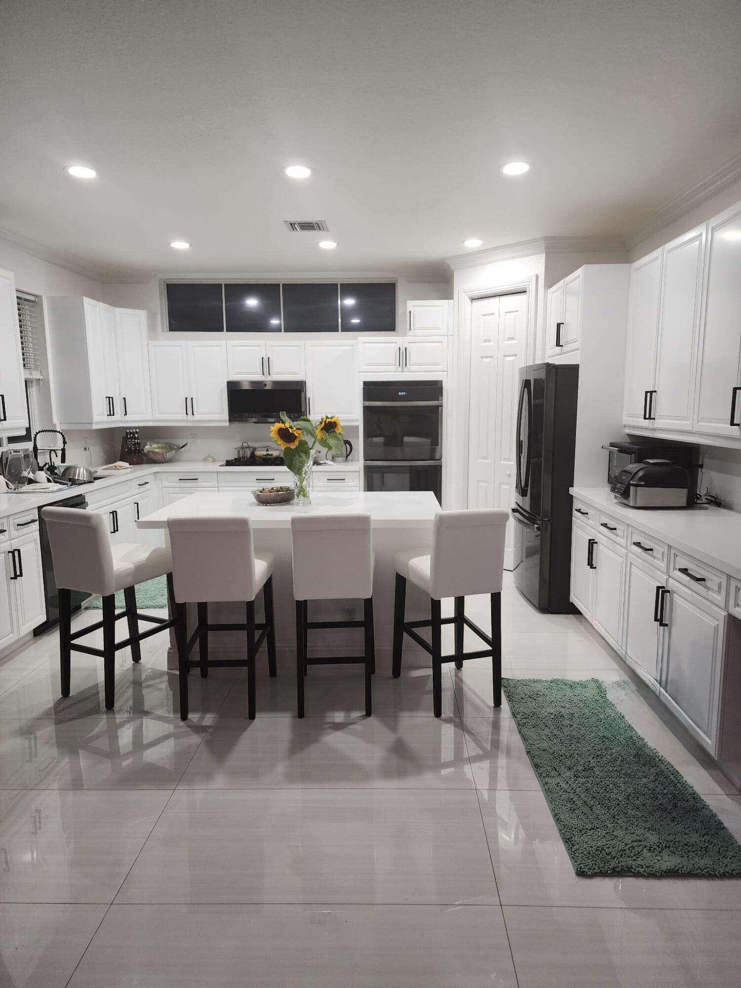 ESTOVILLE - Residential Lease