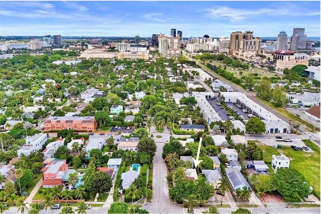 Flamingo Park - Residential Lease