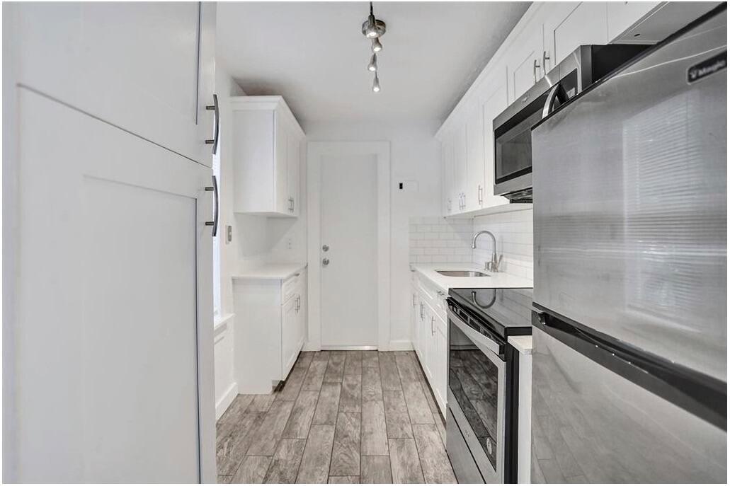 Flamingo Park - Residential Lease