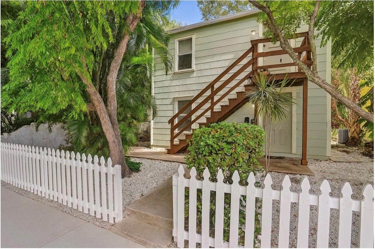 Flamingo Park - Residential Lease