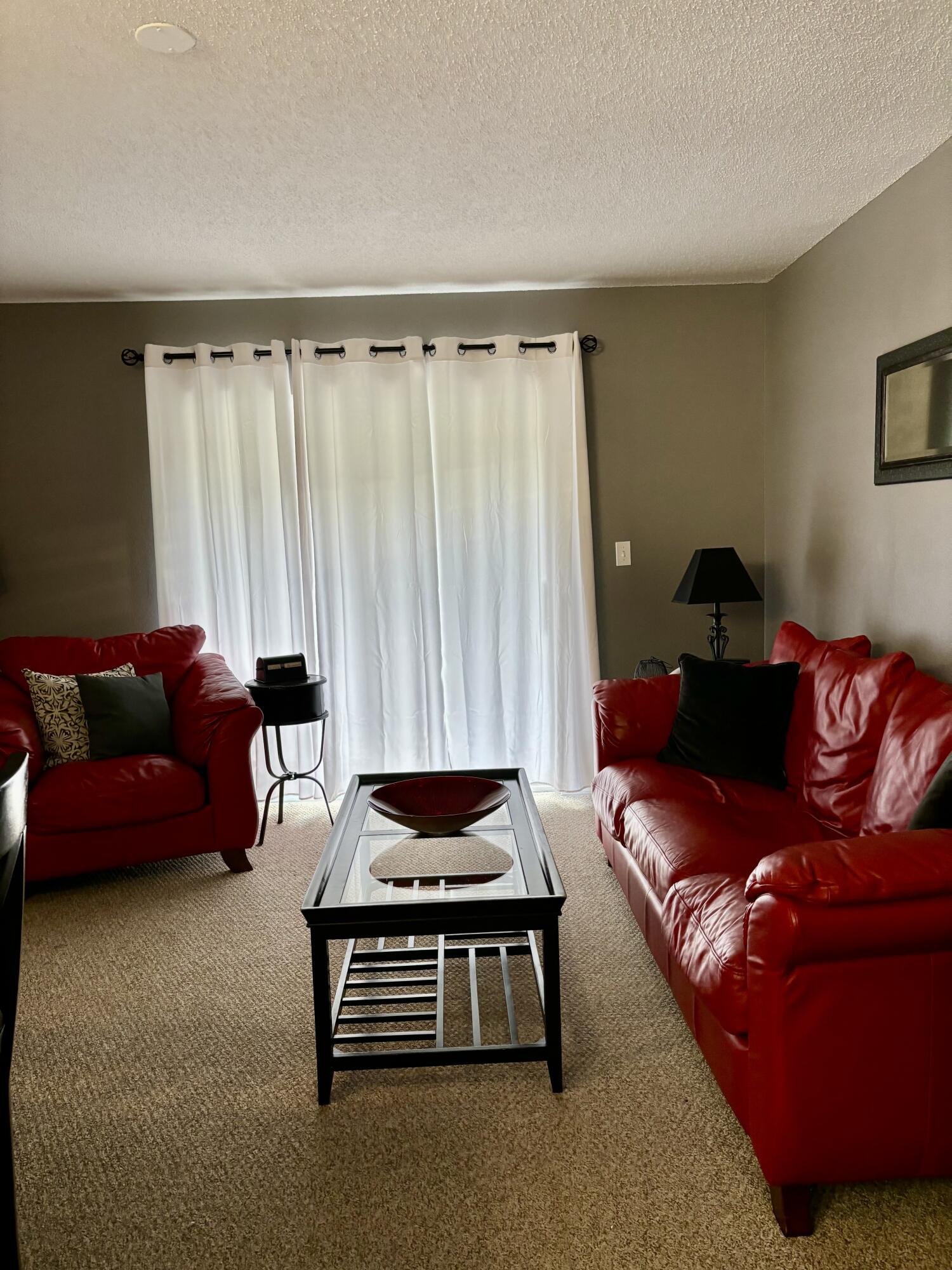 WINDSOR OAKS - Residential