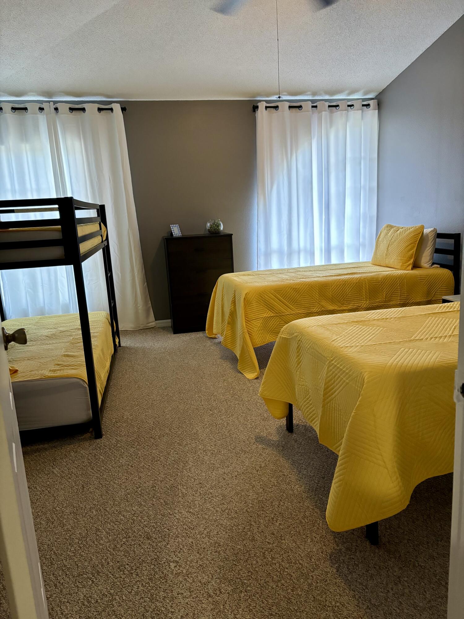 1622 Windsor Oak Court