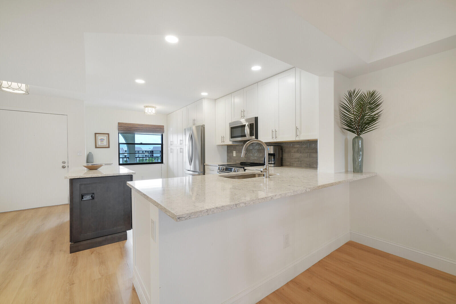 PATIOS OF BOCA BARWOOD CONDO - Residential