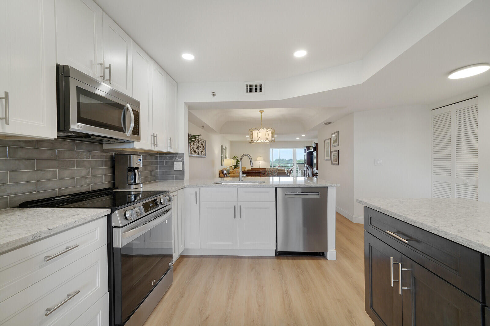 PATIOS OF BOCA BARWOOD CONDO - Residential