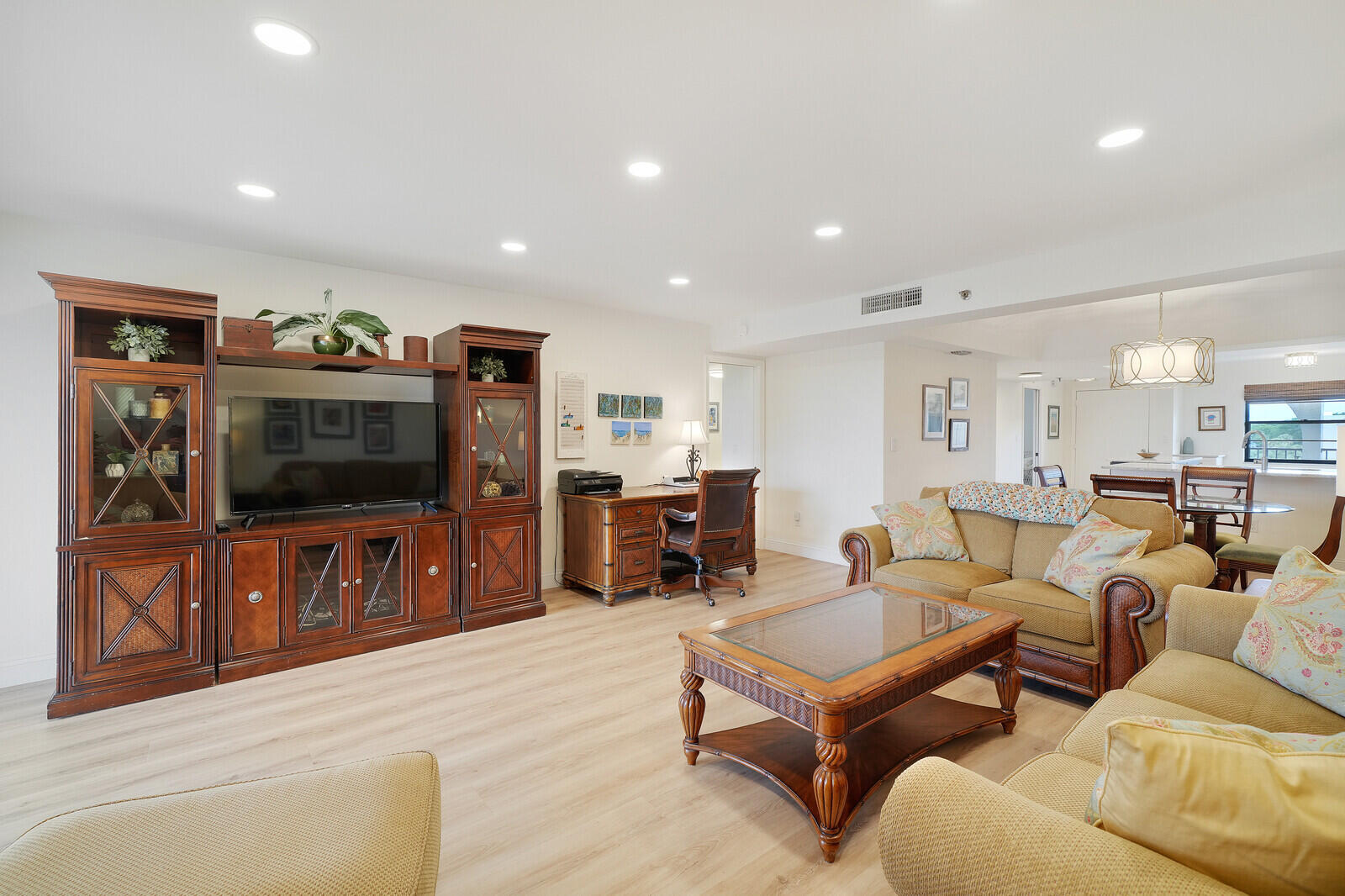 PATIOS OF BOCA BARWOOD CONDO - Residential