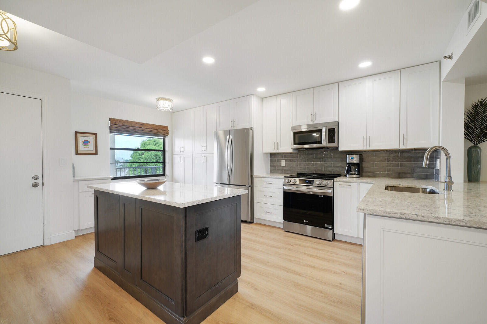 PATIOS OF BOCA BARWOOD CONDO - Residential