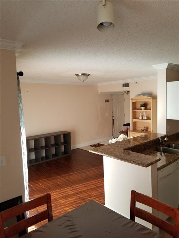 Royal Grand Condo - Residential Lease