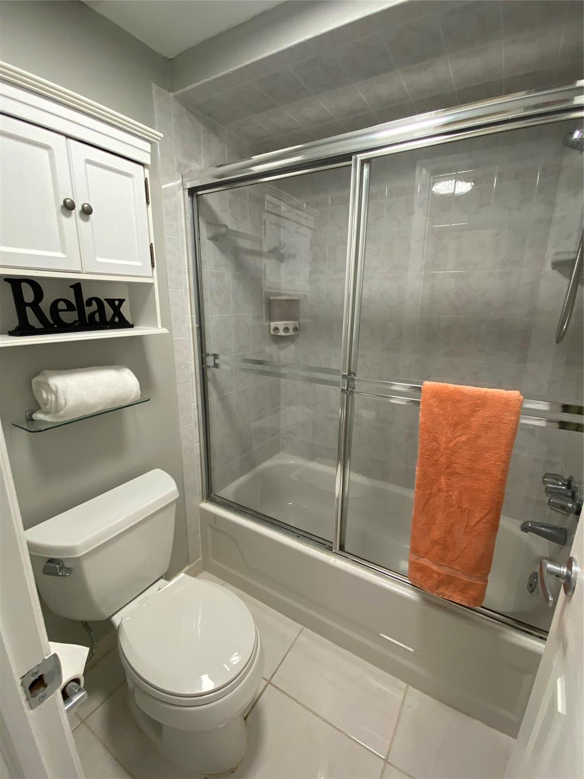 Entrada Condo I - Residential Lease