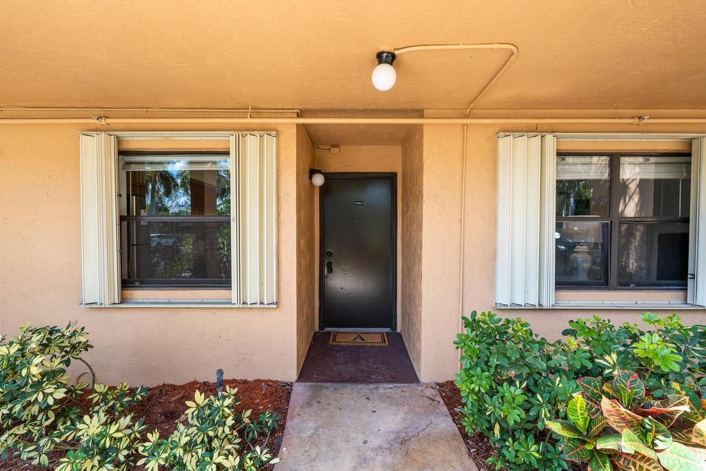 600 Egret Circle 7103