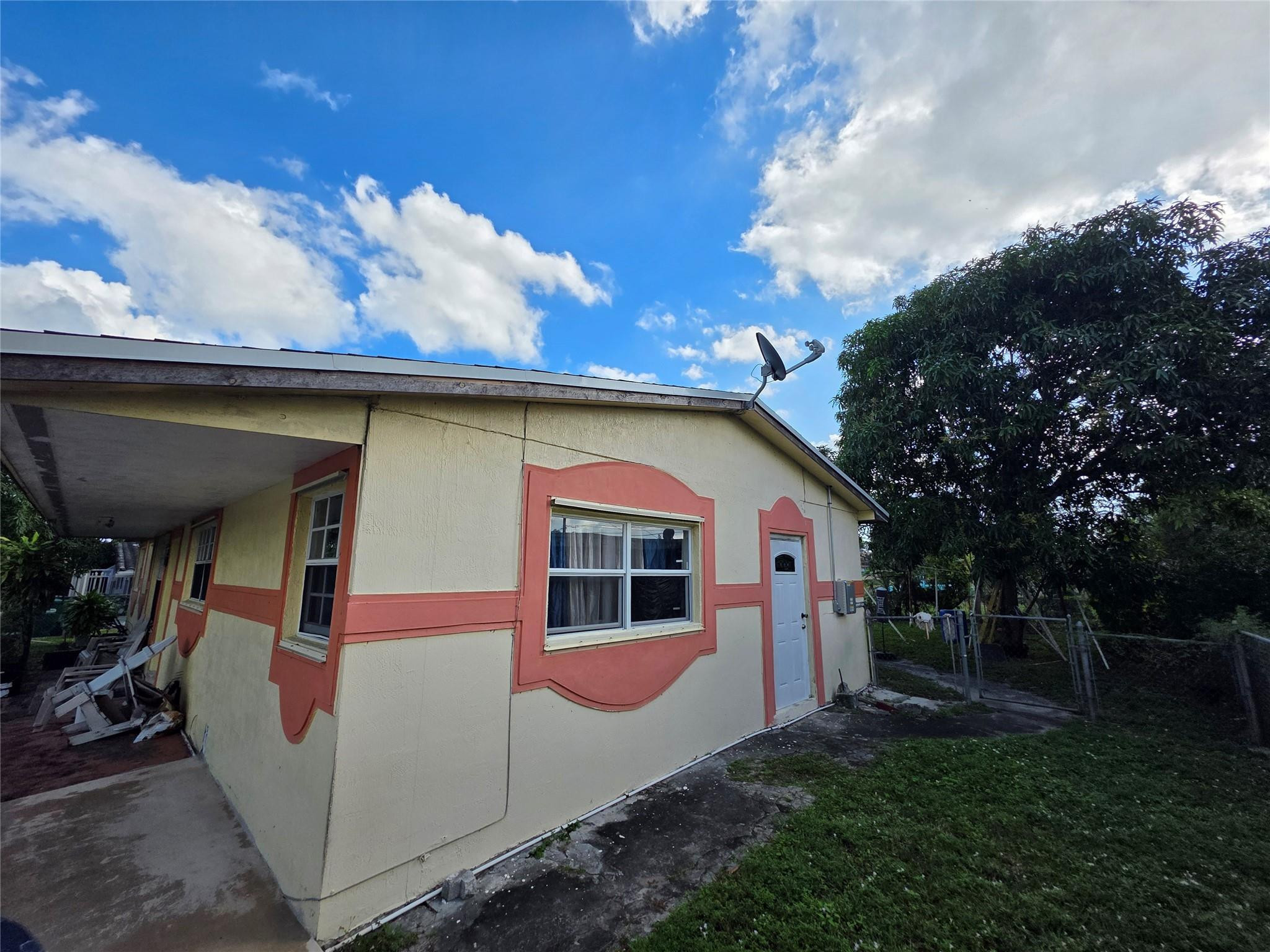 SCOTT LAKE MANOR SEC 6 - Residential