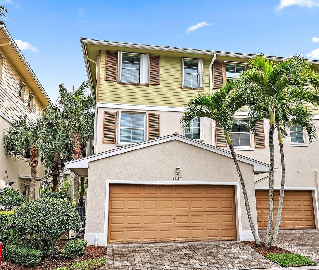 Photo of 4237 E Main Street, Jupiter, FL 33458 (MLS # R11066266)