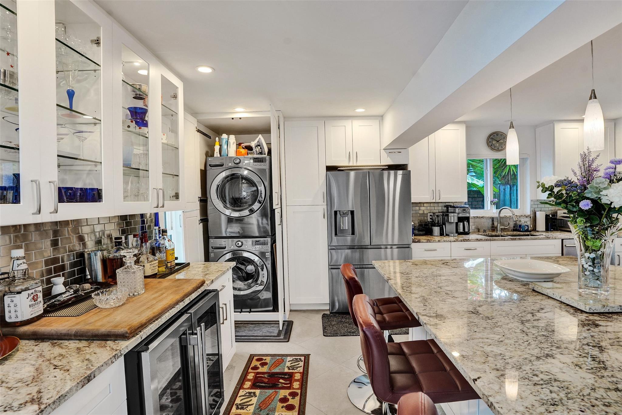 ALMAR ESTATES - Residential