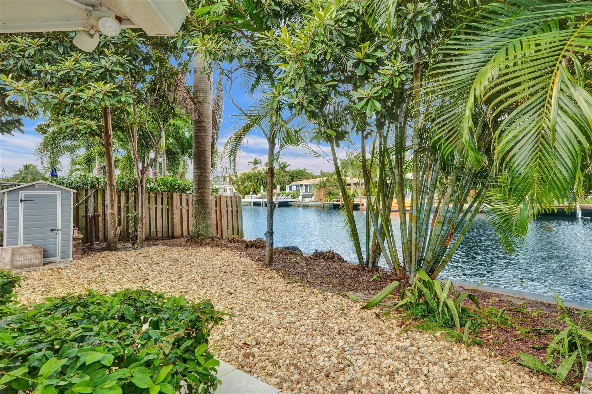 ALMAR ESTATES - Residential