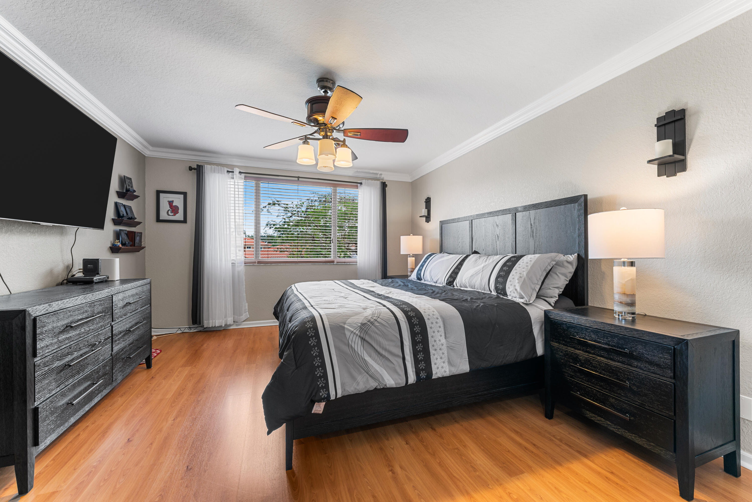 HERON BAY FOUR - Residential