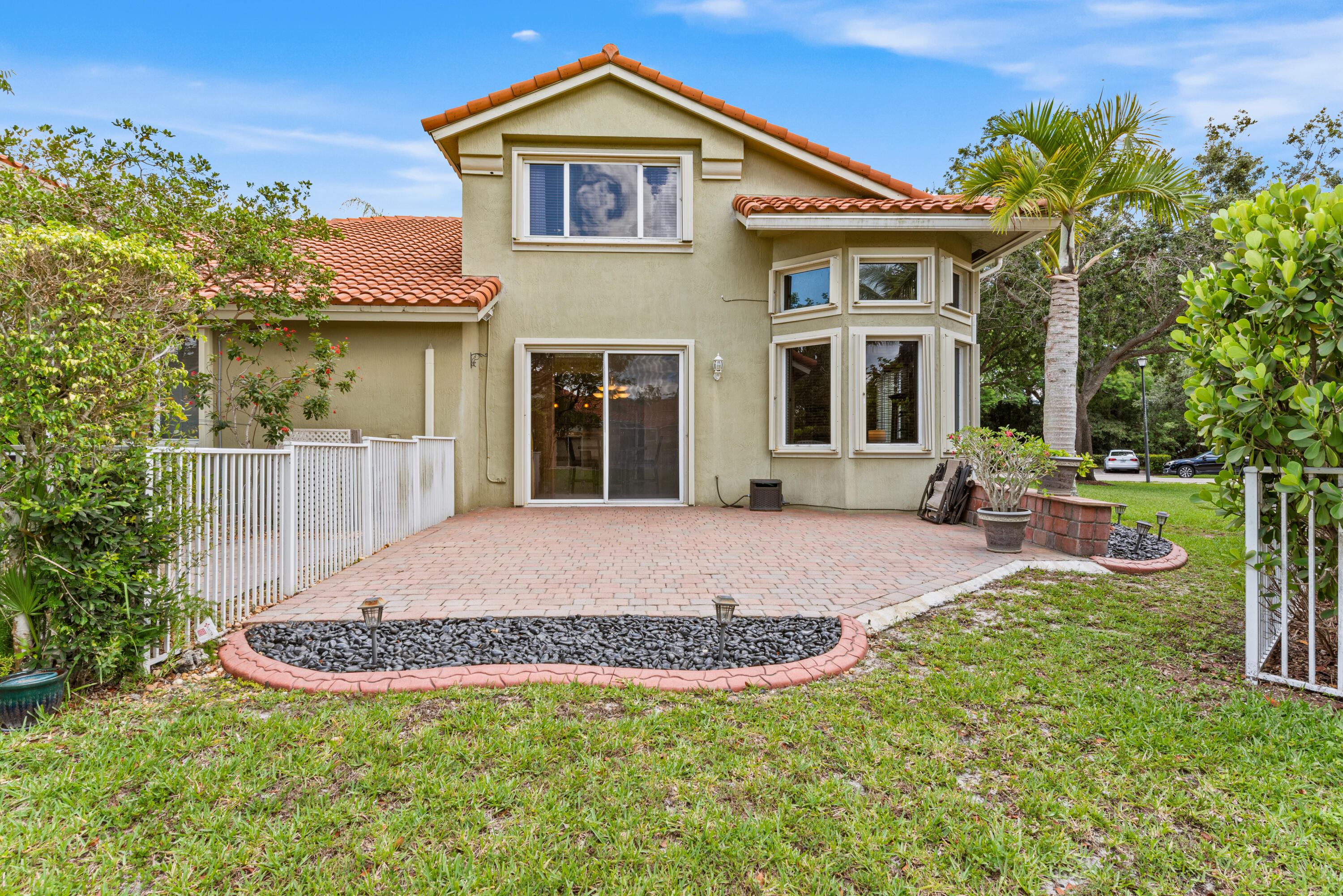 HERON BAY FOUR - Residential