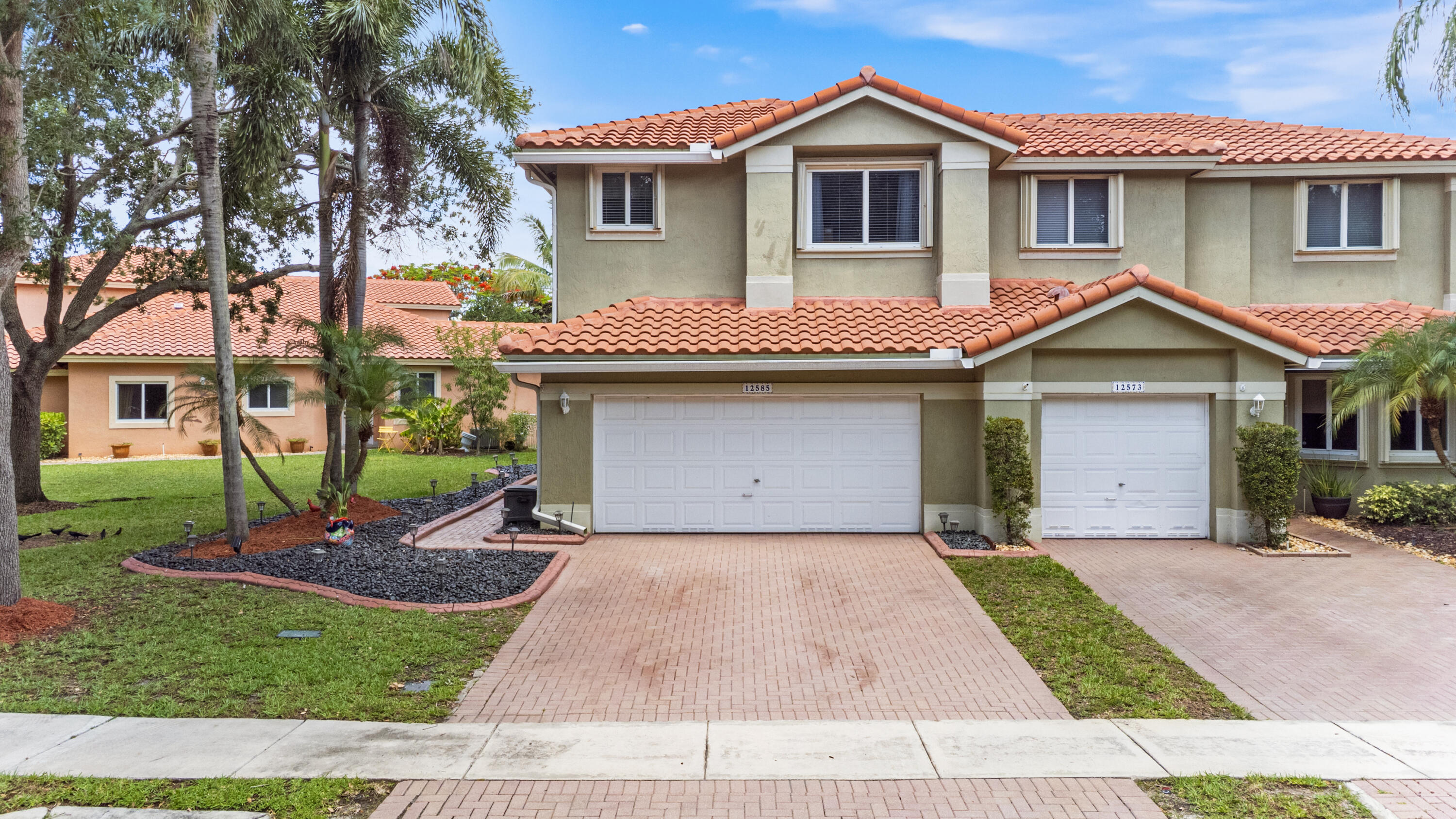 12585 NW 56th Drive