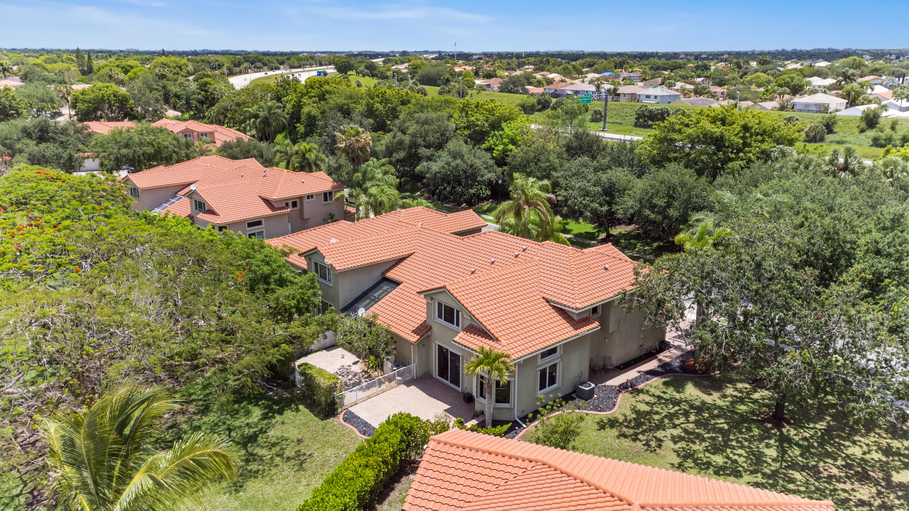 HERON BAY FOUR - Residential