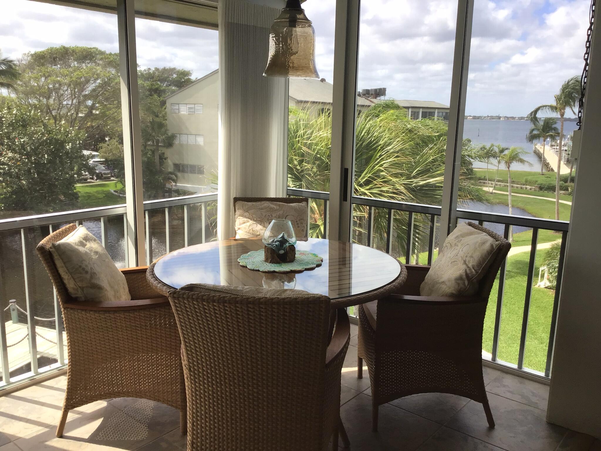 HUTCHINSON HOUSE CONDO - Residential Lease