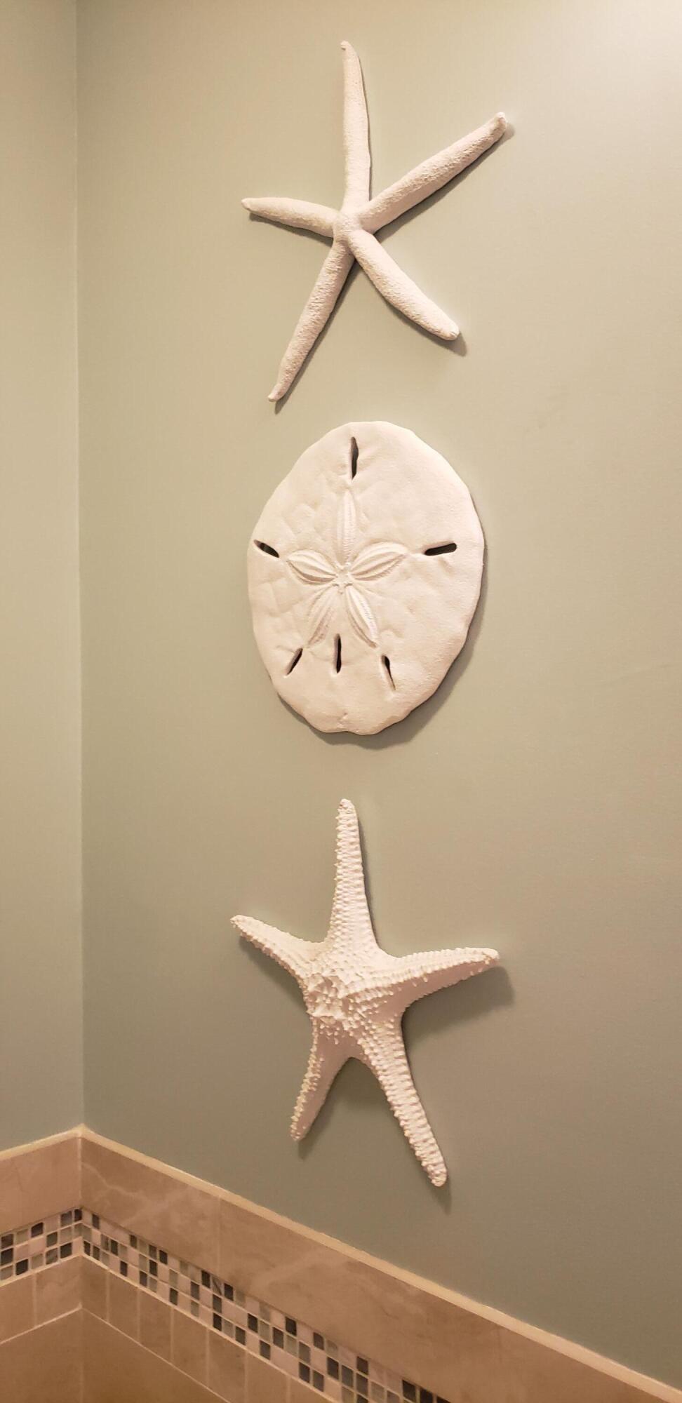 HUTCHINSON HOUSE CONDO - Residential Lease