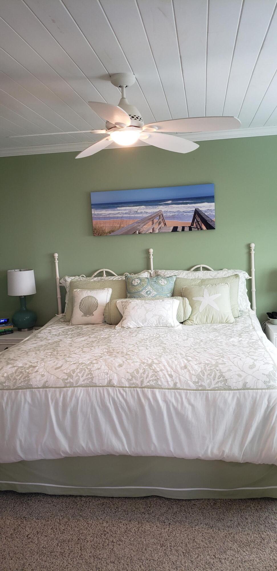 HUTCHINSON HOUSE CONDO - Residential Lease