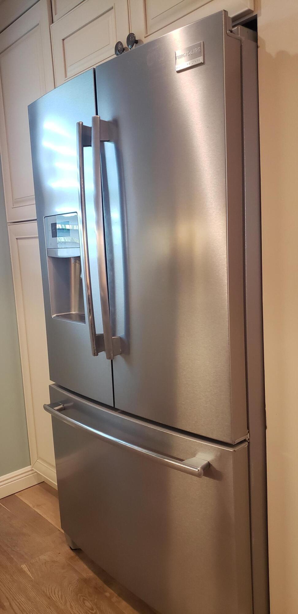 HUTCHINSON HOUSE CONDO - Residential Lease