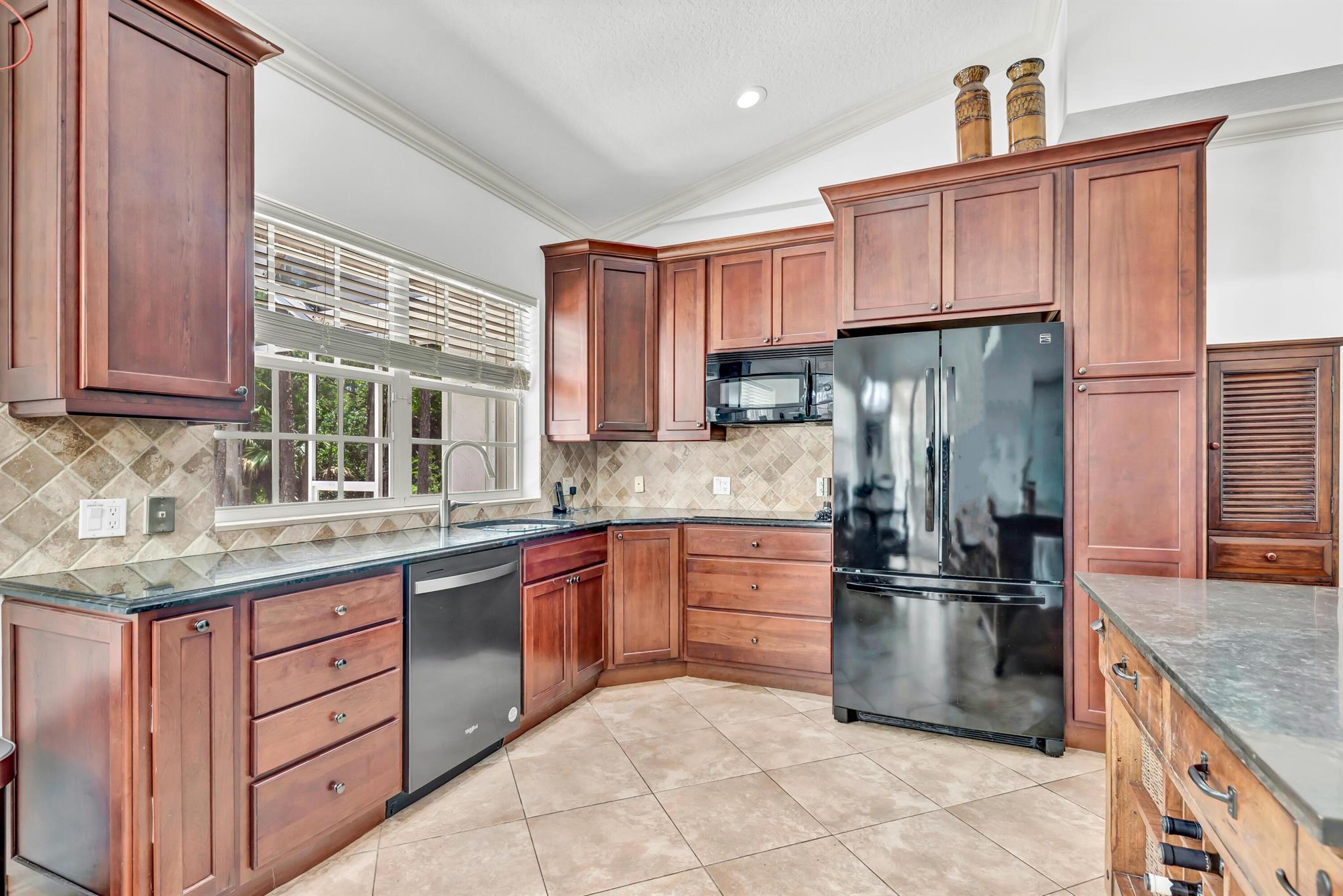 OAKWOOD ESTATES - Residential