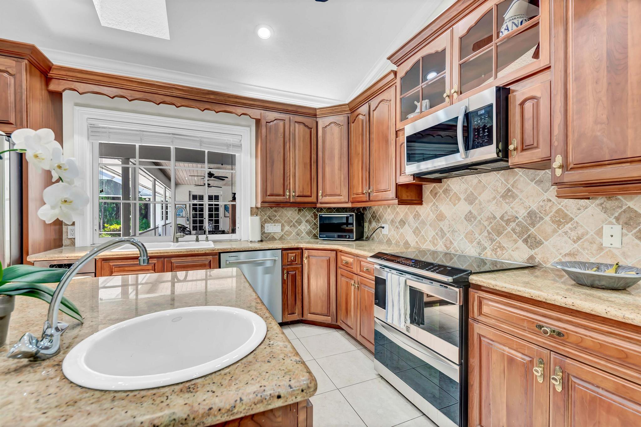 OAKWOOD ESTATES - Residential