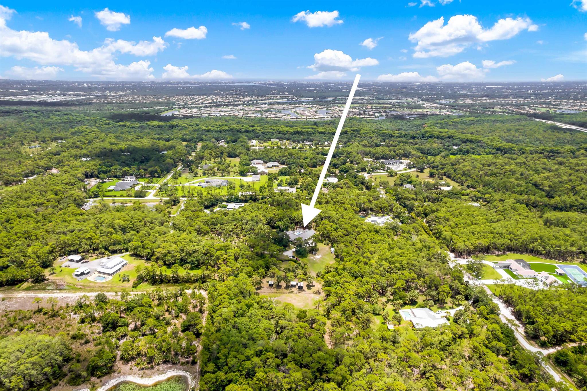 9266 Oak Hammock Lane