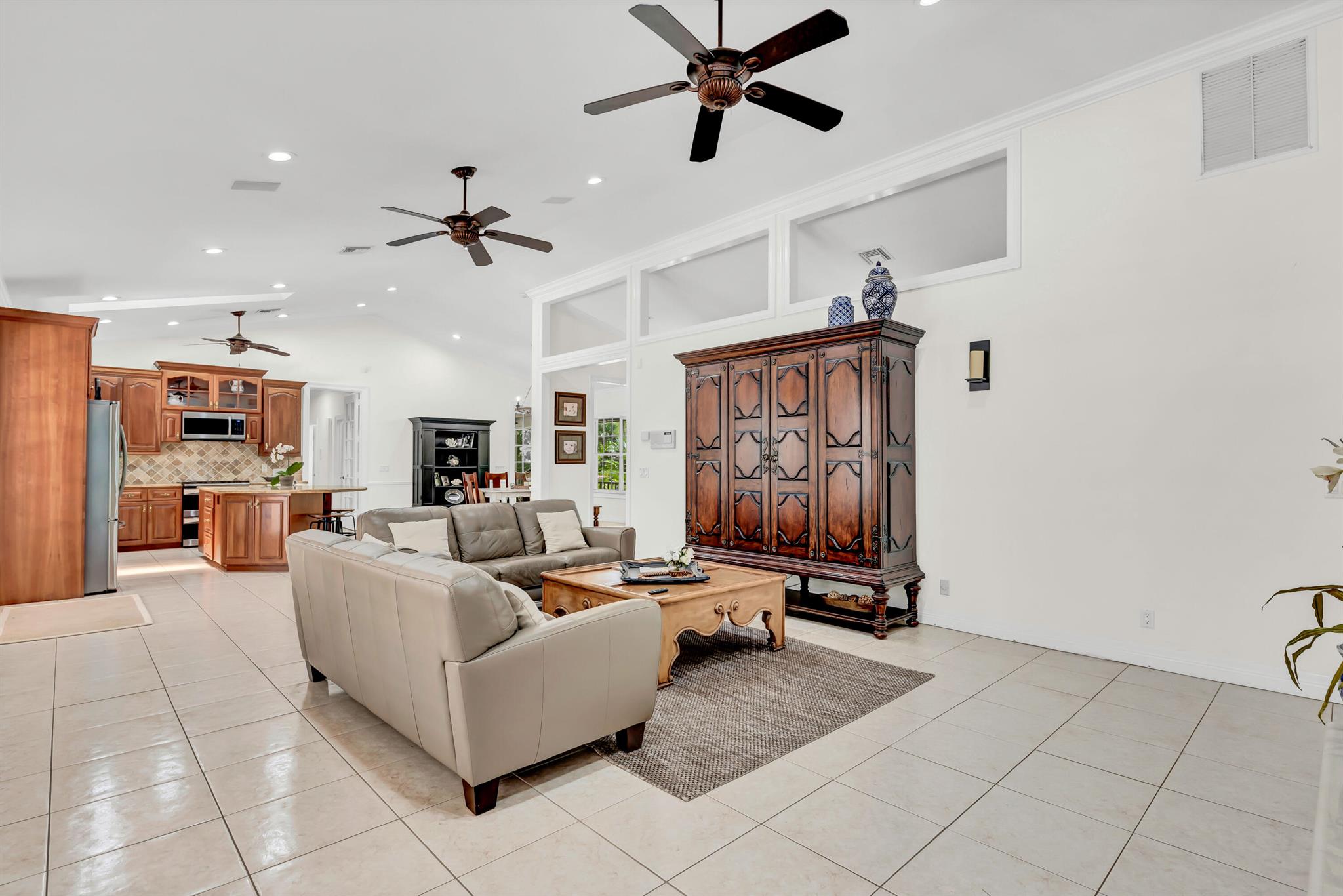 OAKWOOD ESTATES - Residential