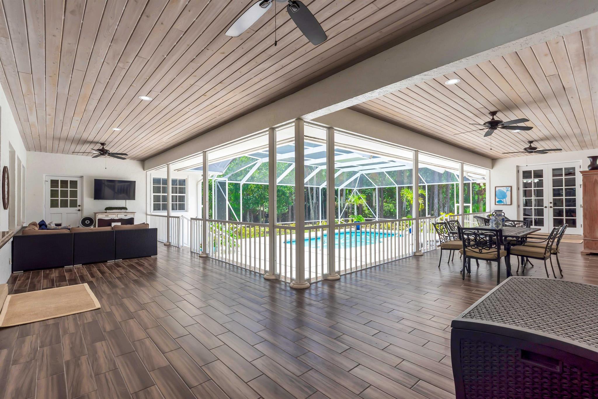 OAKWOOD ESTATES - Residential