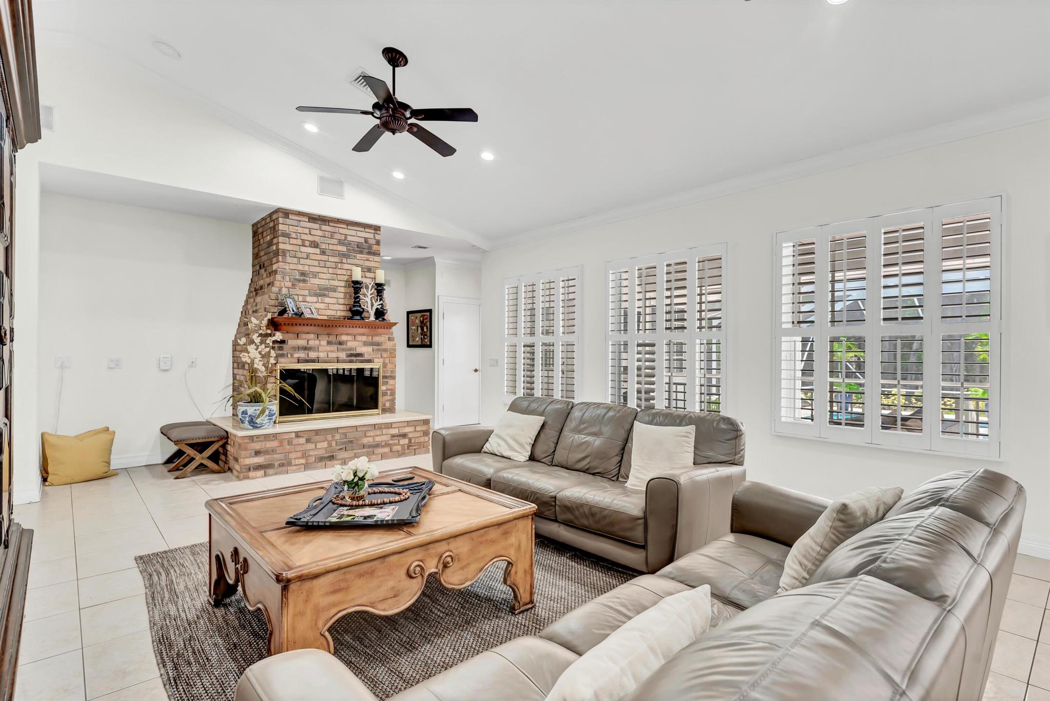 OAKWOOD ESTATES - Residential