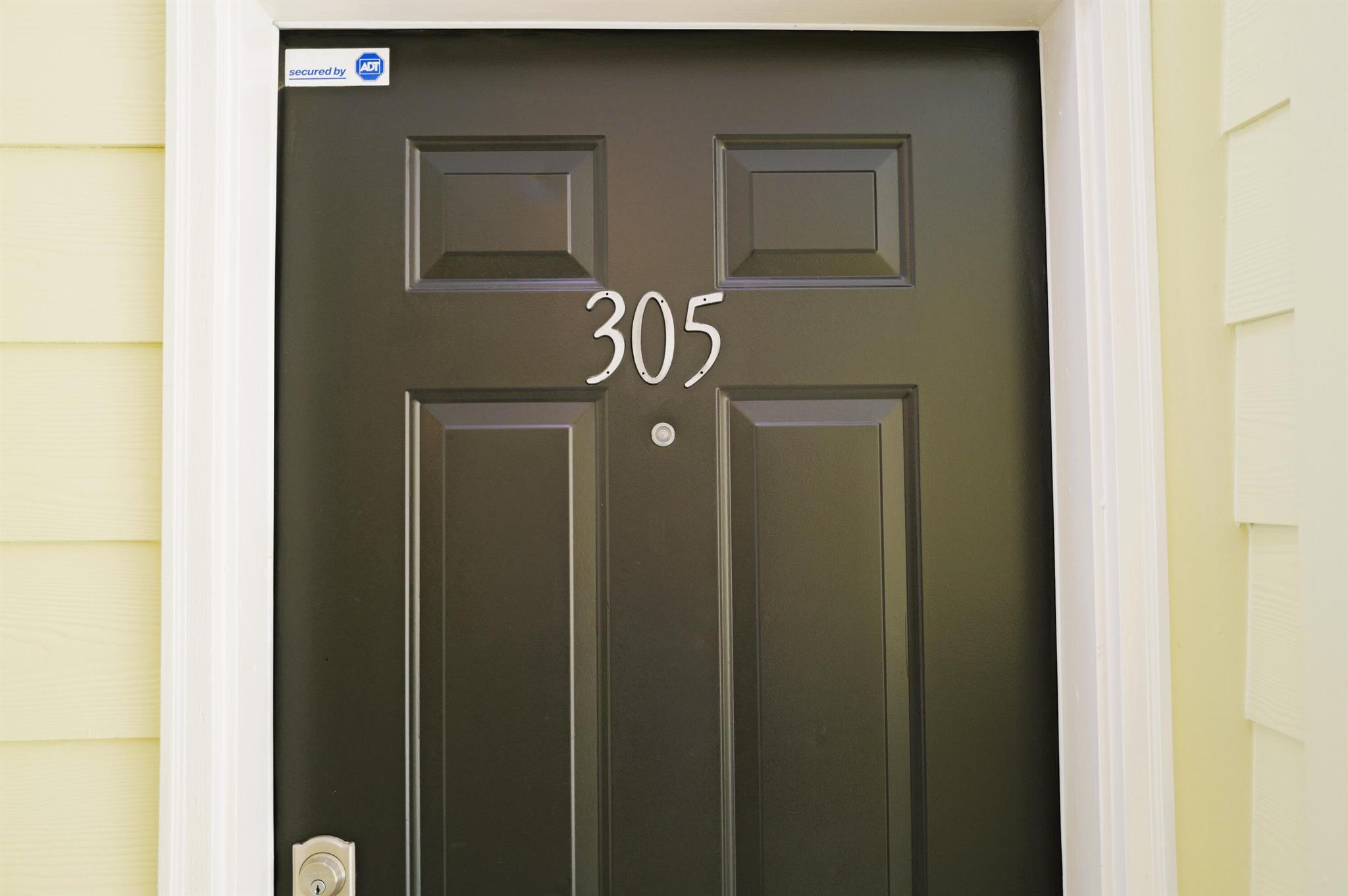 1257 SW 9th Road SW 305
