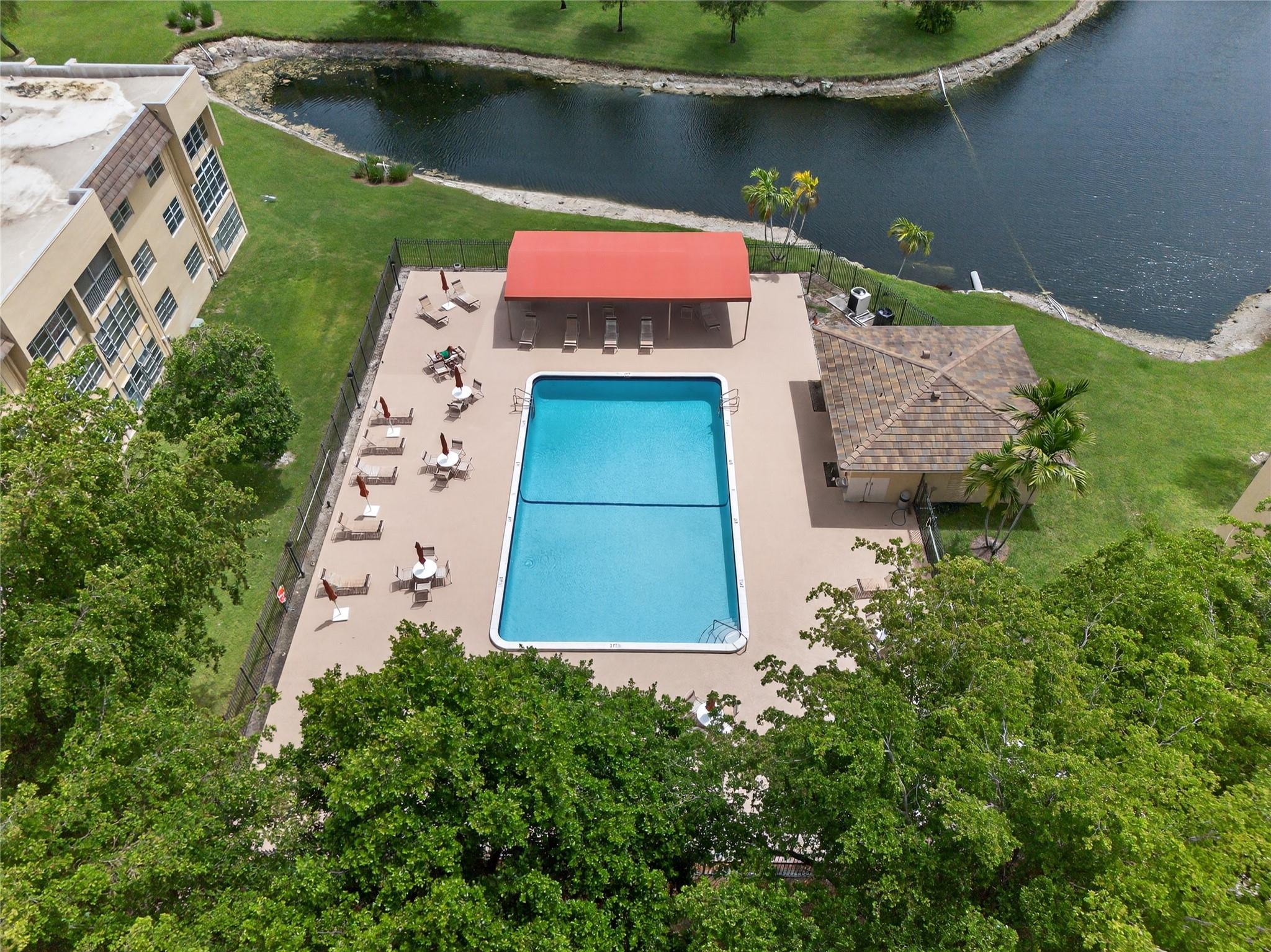 BERMUDA CLUB - Residential