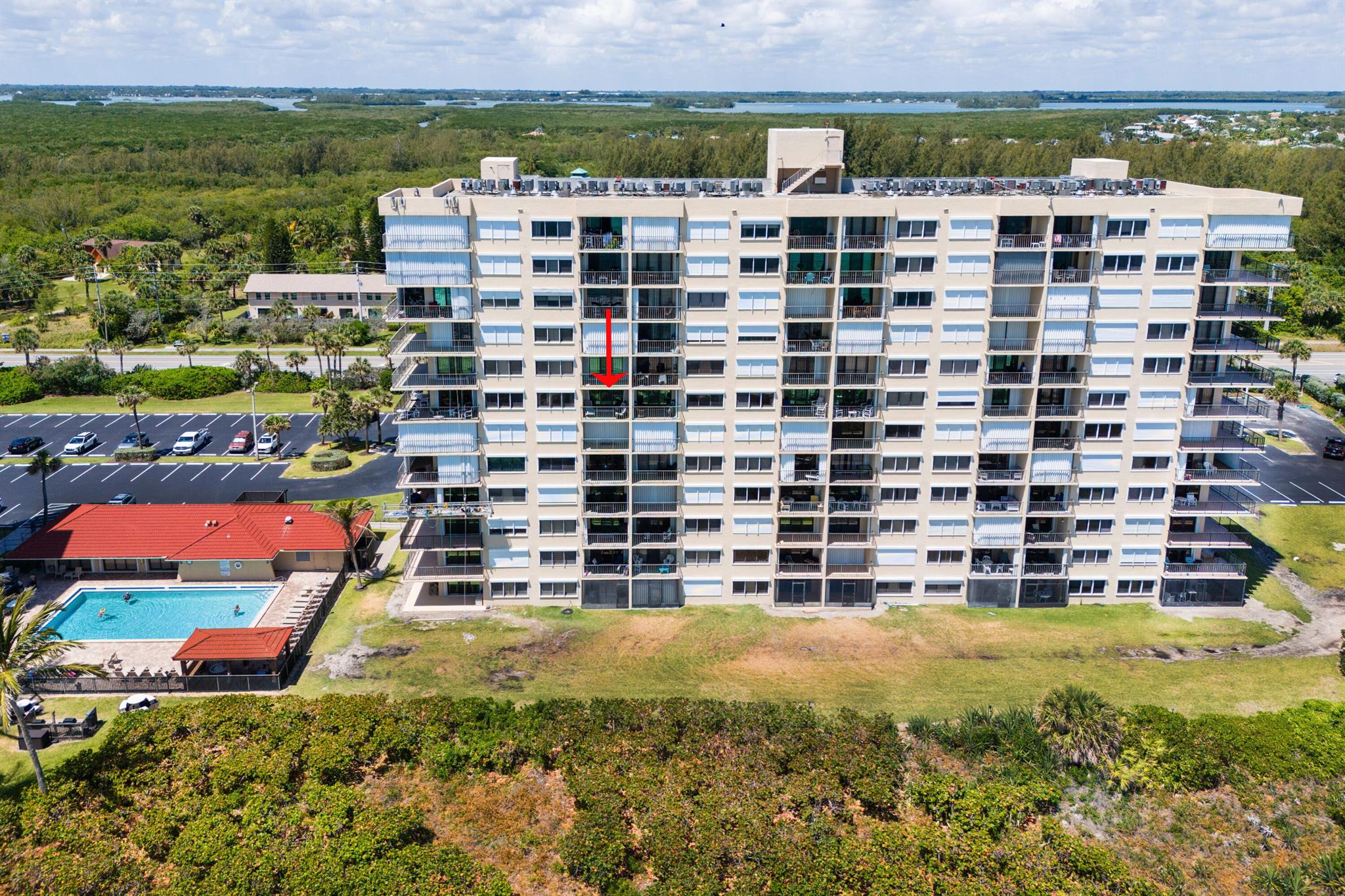 OCEAN HARBOUR SOUTH CONDO - Residential