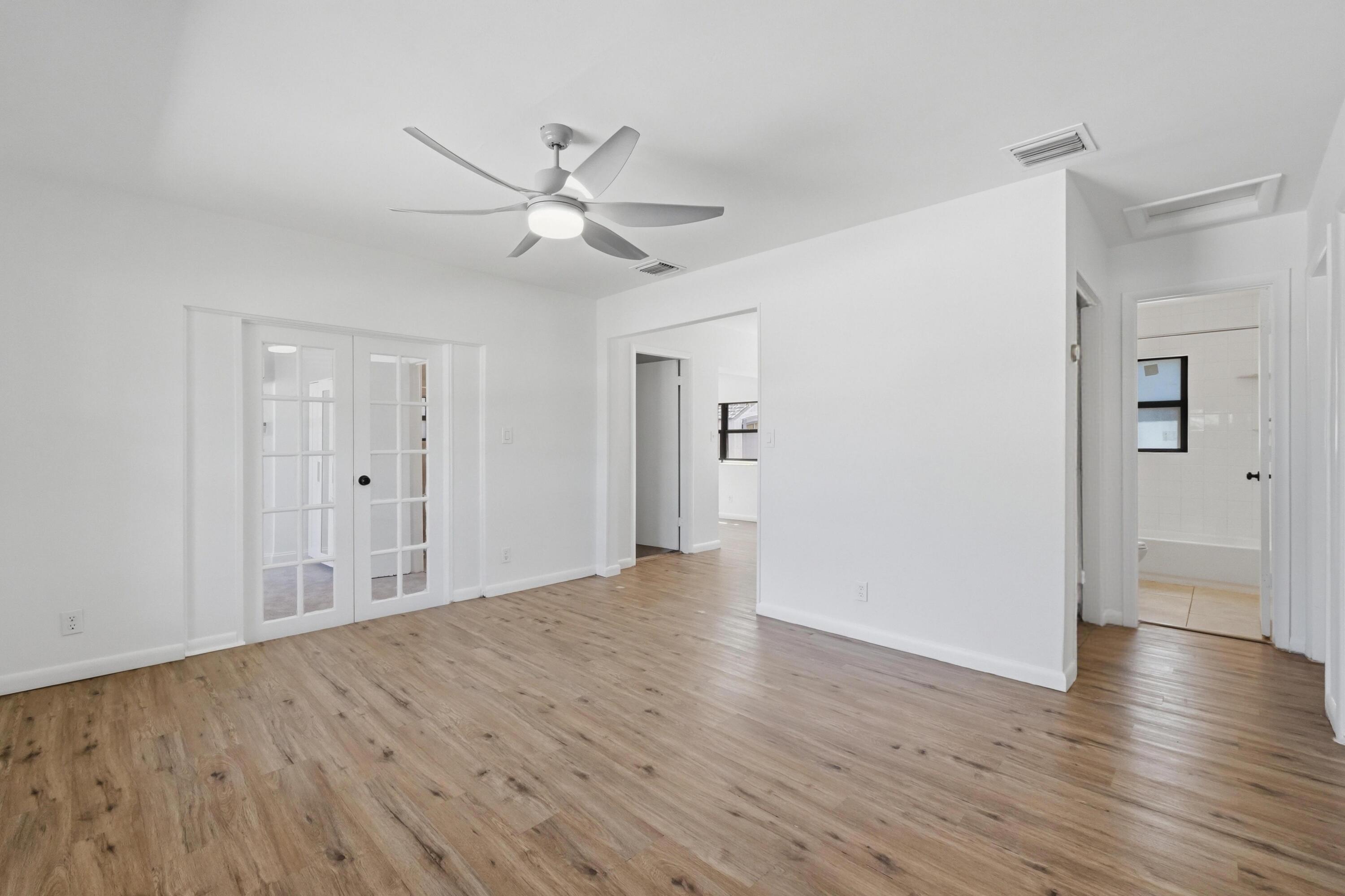 NORTH ANDREWS TERRACE - Residential