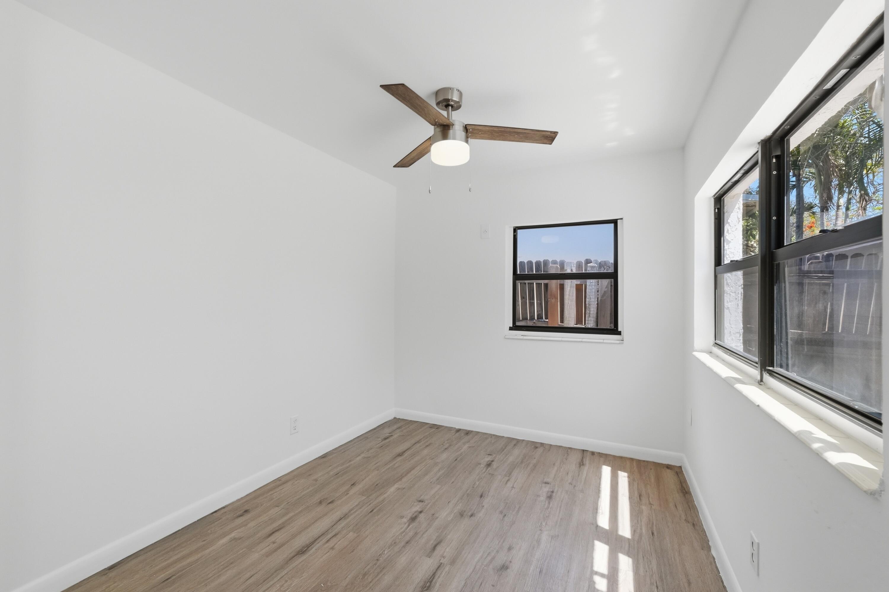 NORTH ANDREWS TERRACE - Residential