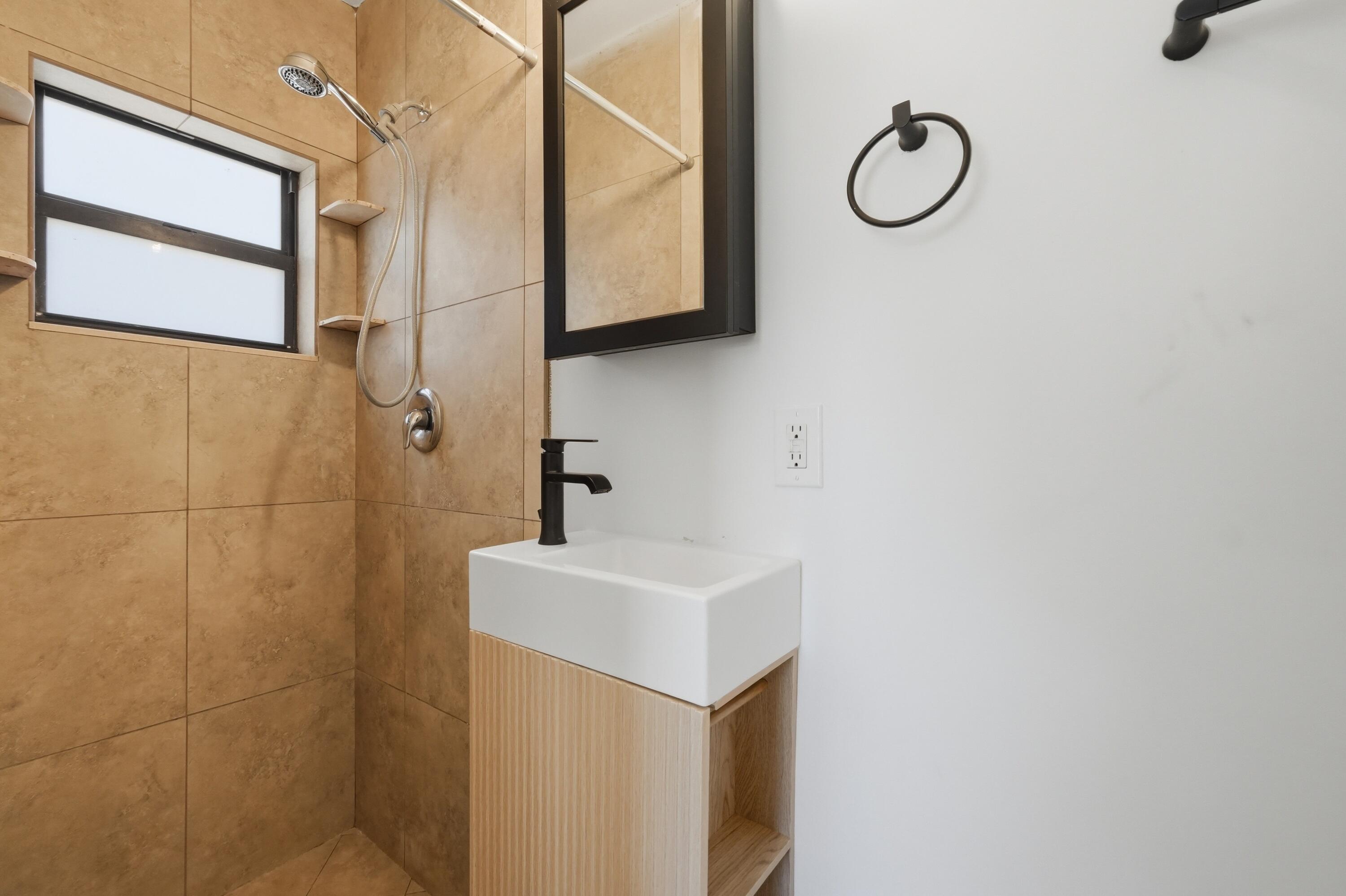 NORTH ANDREWS TERRACE - Residential