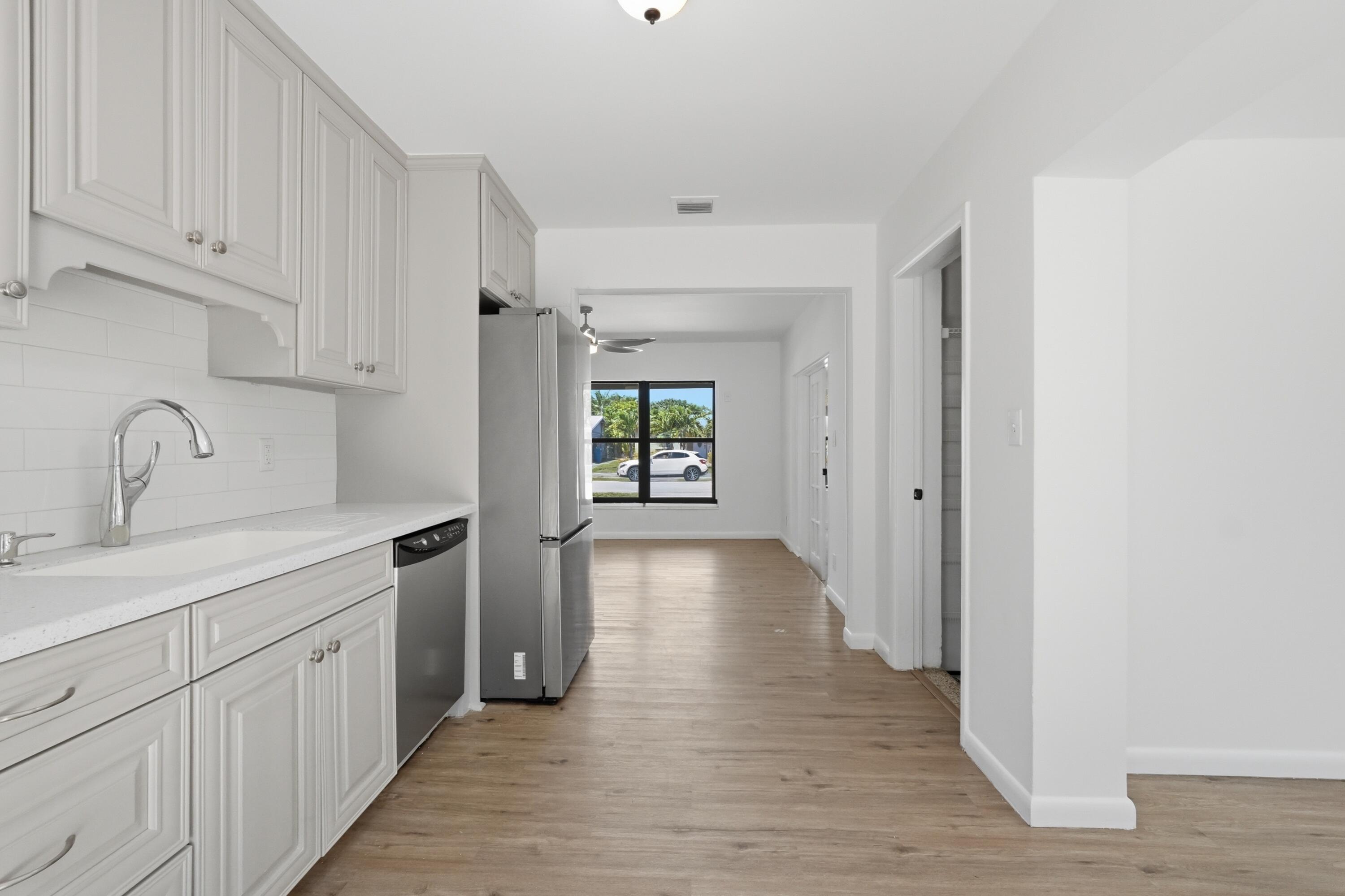 NORTH ANDREWS TERRACE - Residential
