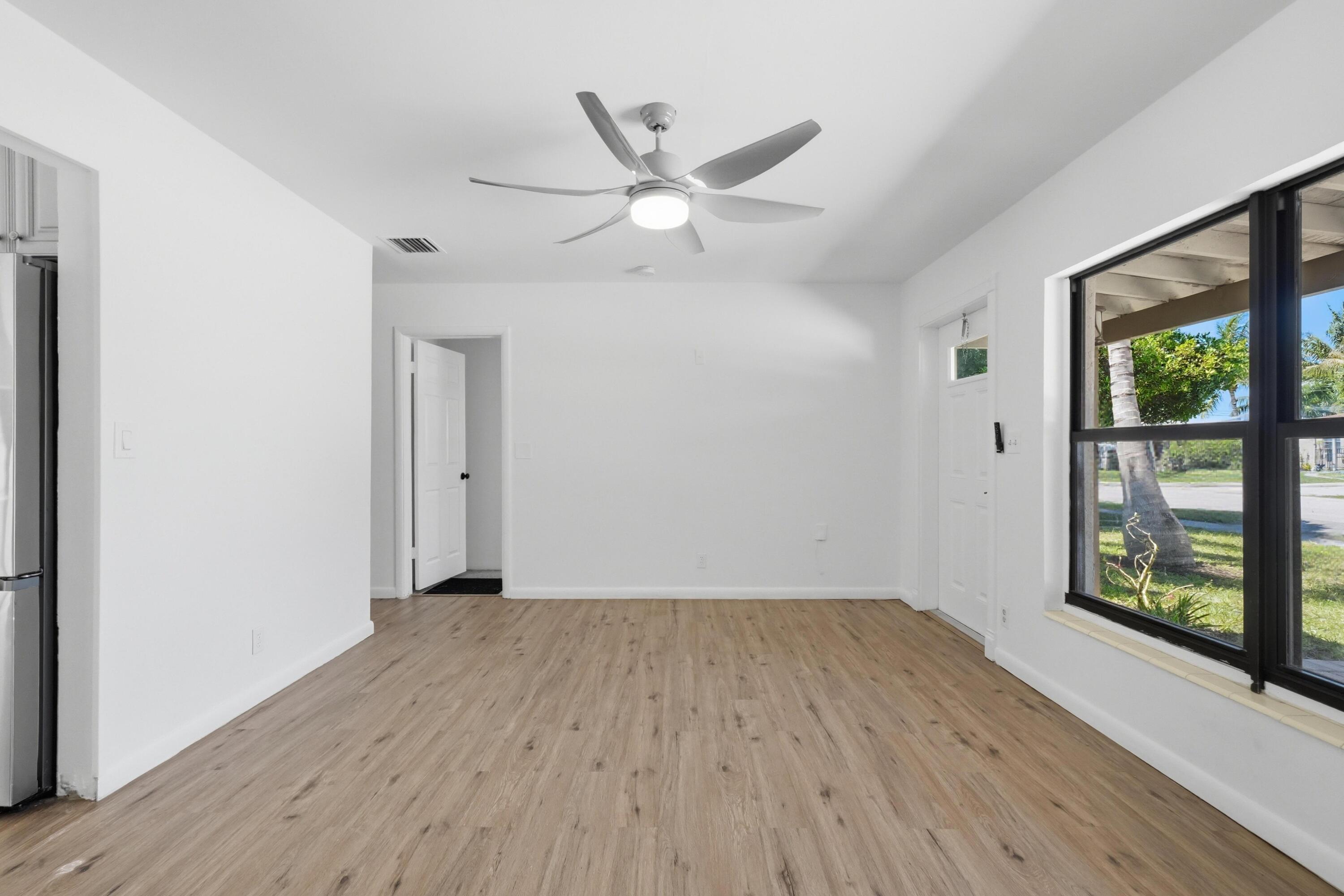NORTH ANDREWS TERRACE - Residential