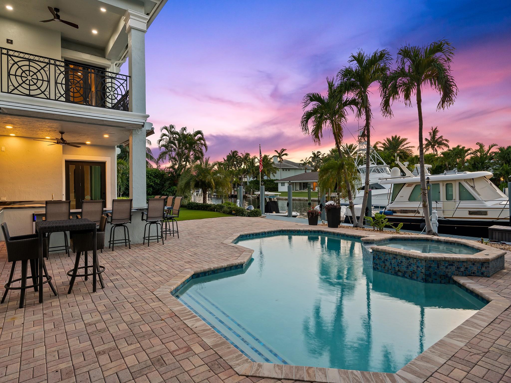 LIGHTHOUSE POINT 3RD SEC - Residential