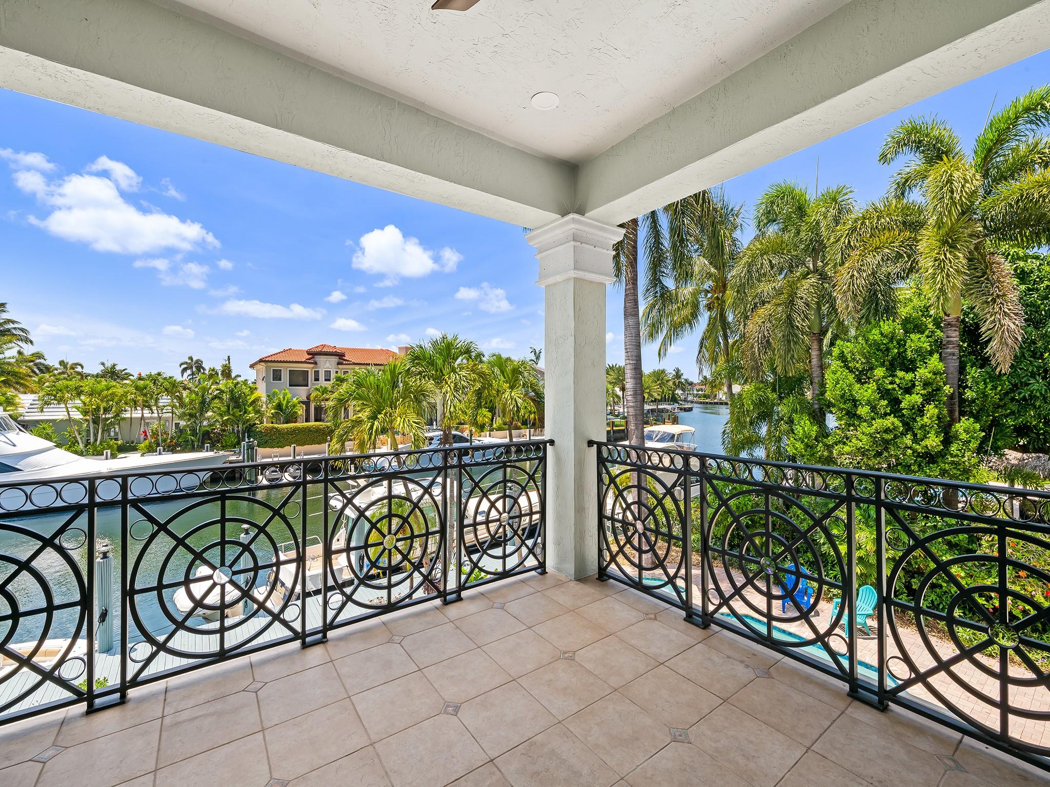 LIGHTHOUSE POINT 3RD SEC - Residential