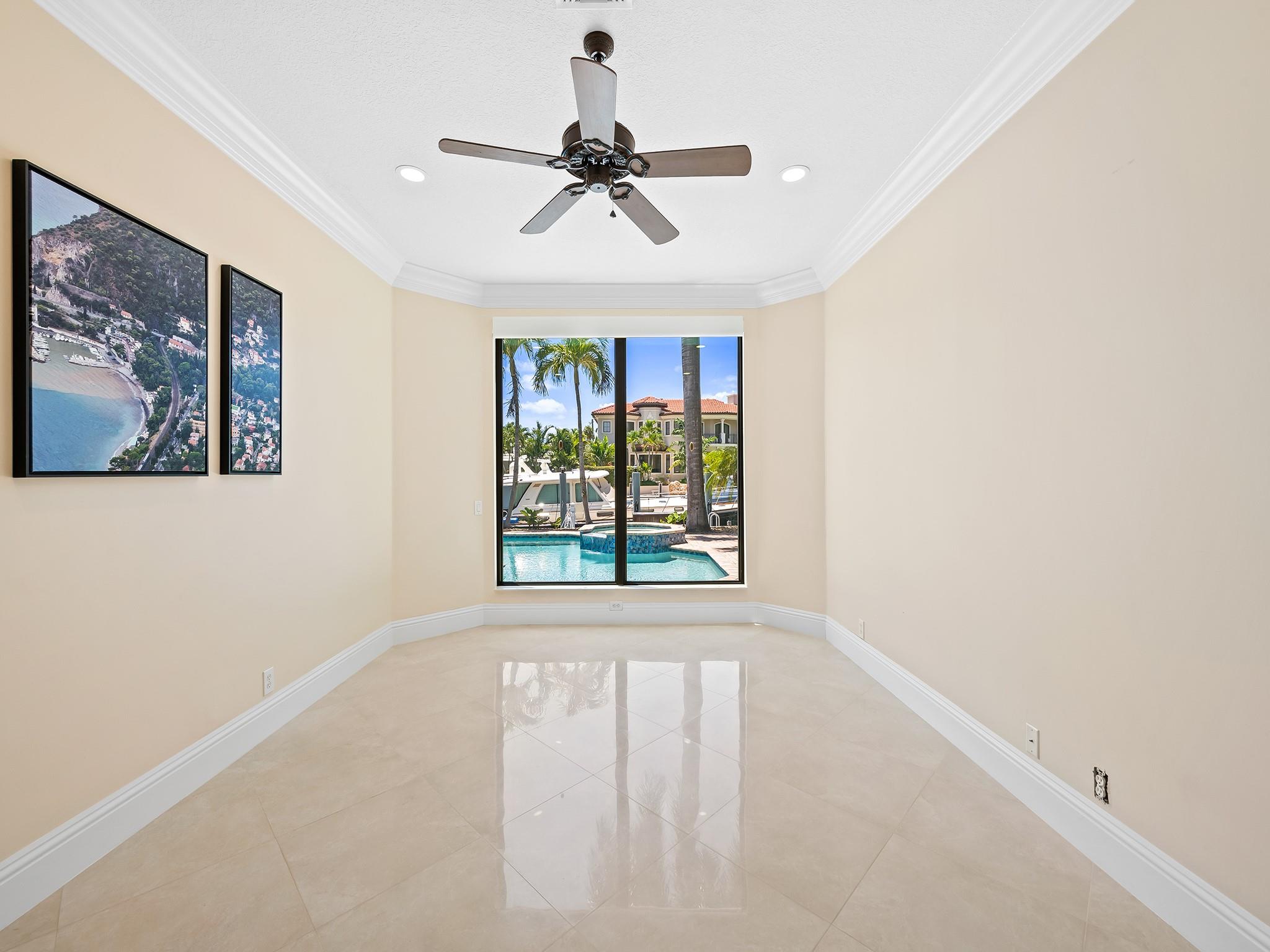 LIGHTHOUSE POINT 3RD SEC - Residential