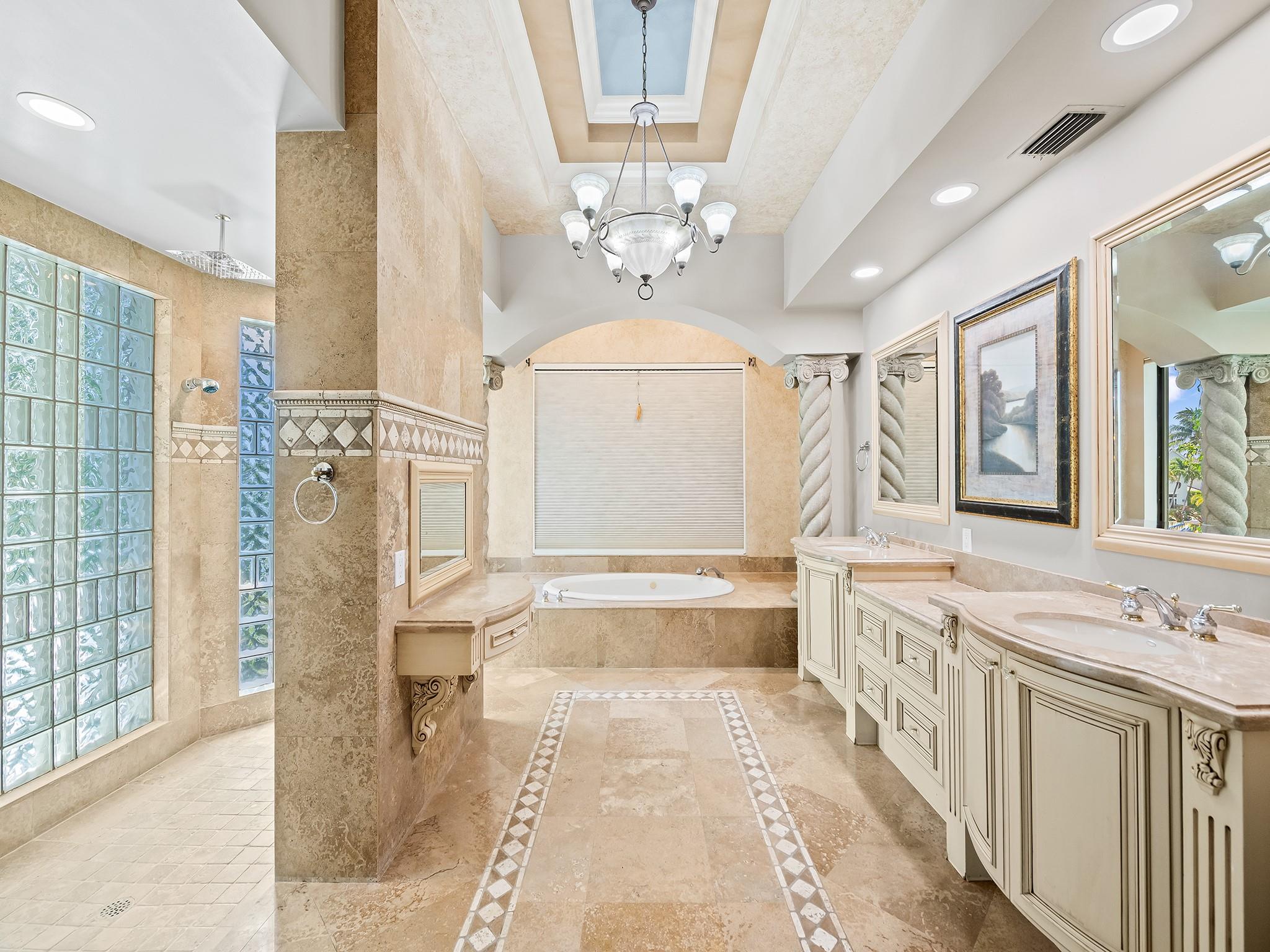 LIGHTHOUSE POINT 3RD SEC - Residential