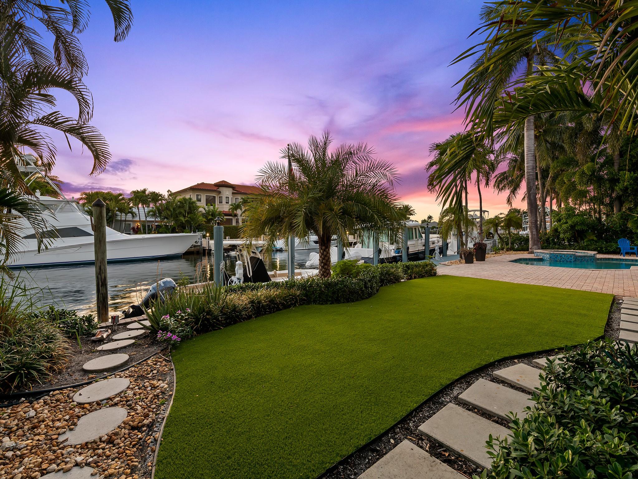 LIGHTHOUSE POINT 3RD SEC - Residential