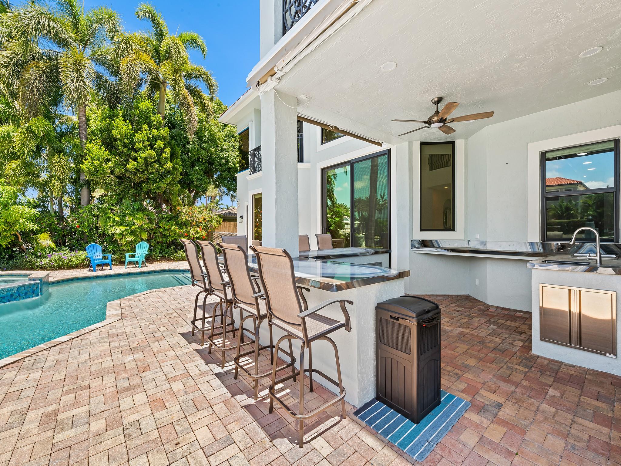 LIGHTHOUSE POINT 3RD SEC - Residential