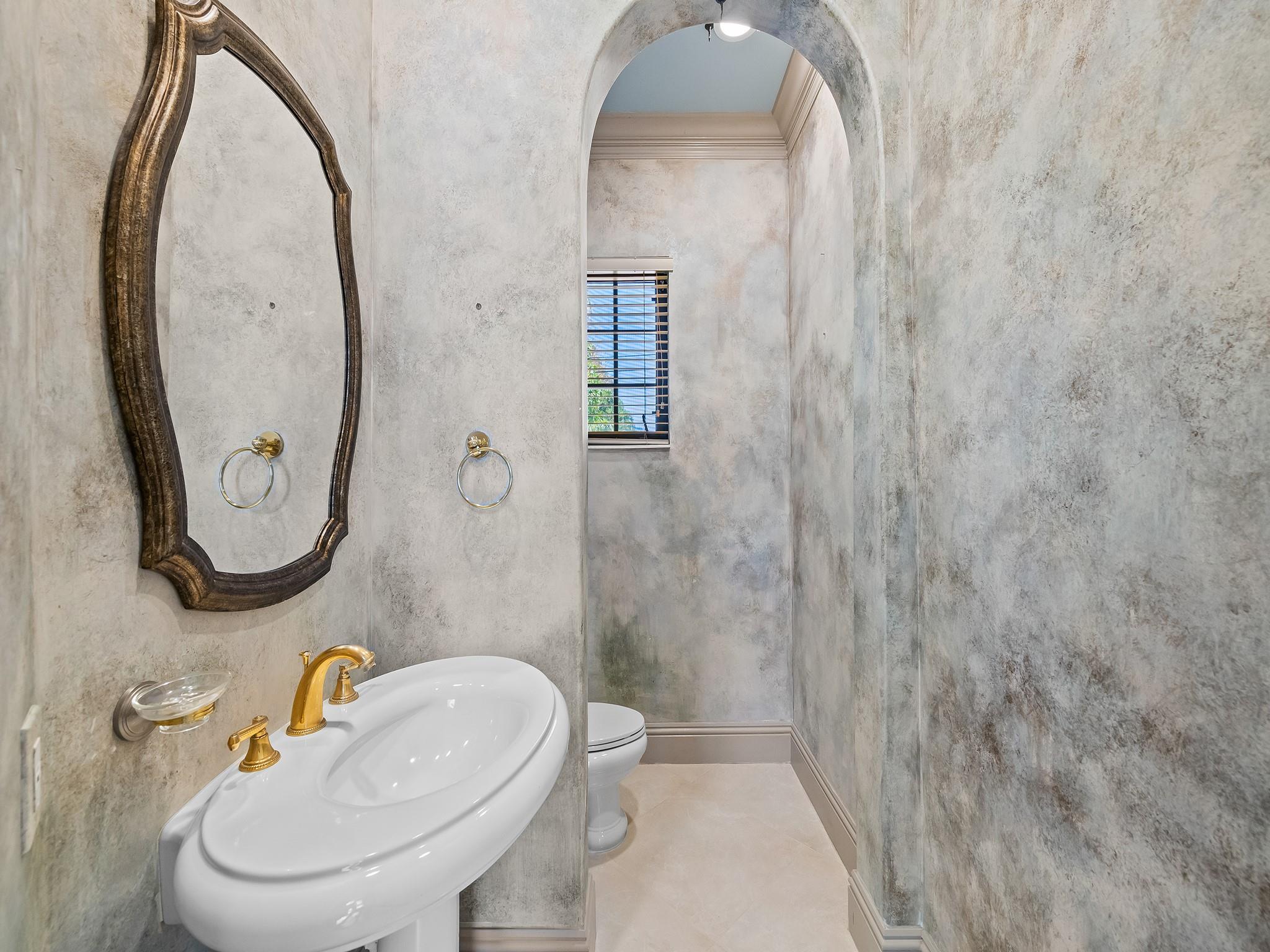 LIGHTHOUSE POINT 3RD SEC - Residential