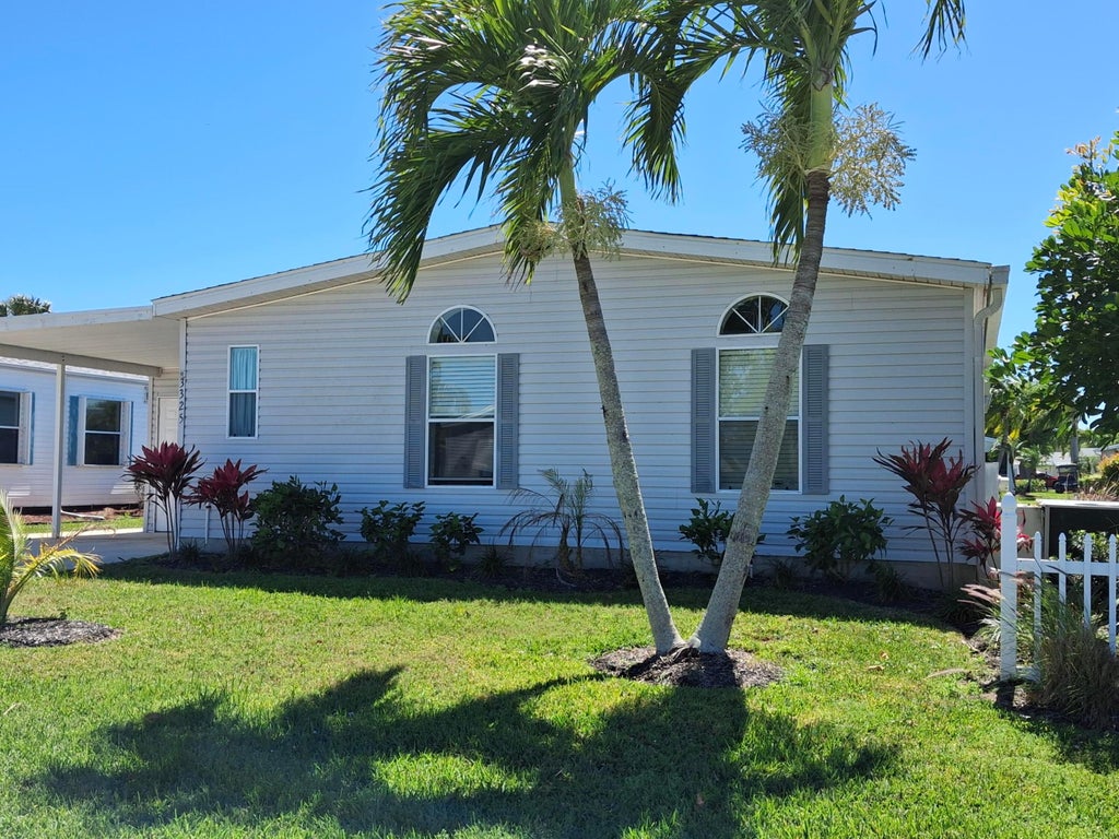 Photo of 3325 Ironwood Avenue, Port Saint Lucie, FL 34952 (MLS # R11069382)