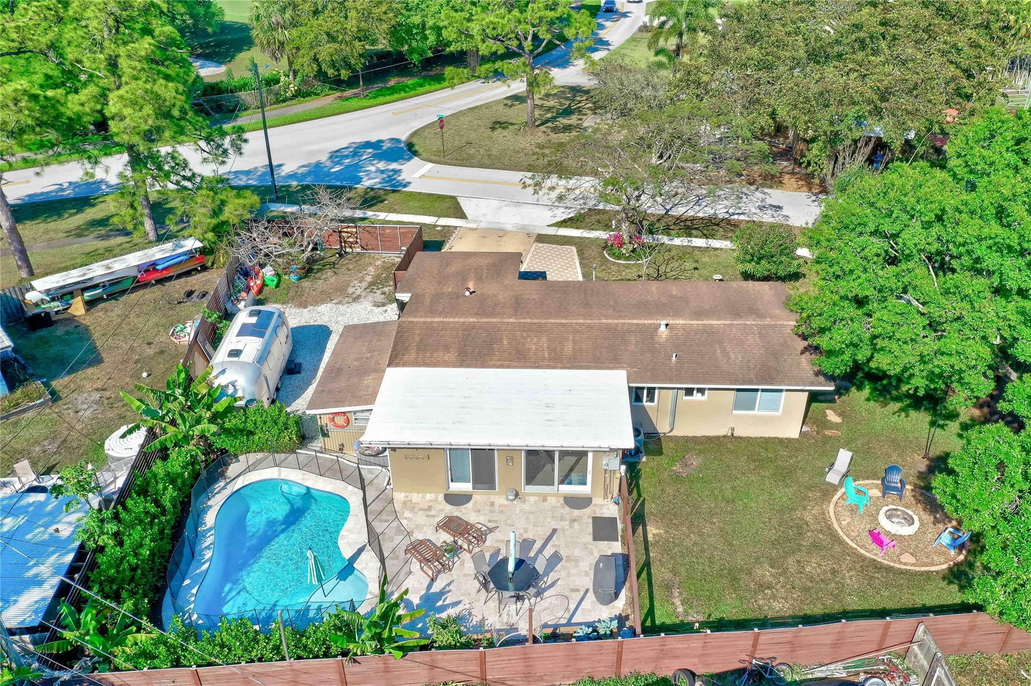 1005 SW 44th Ave